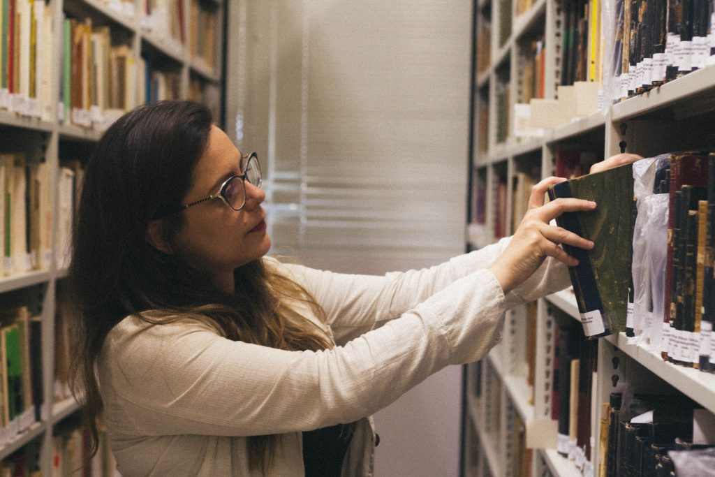 A retirada de direitos pela reforma trabalhista afeta, sobretudo, as mulheres'